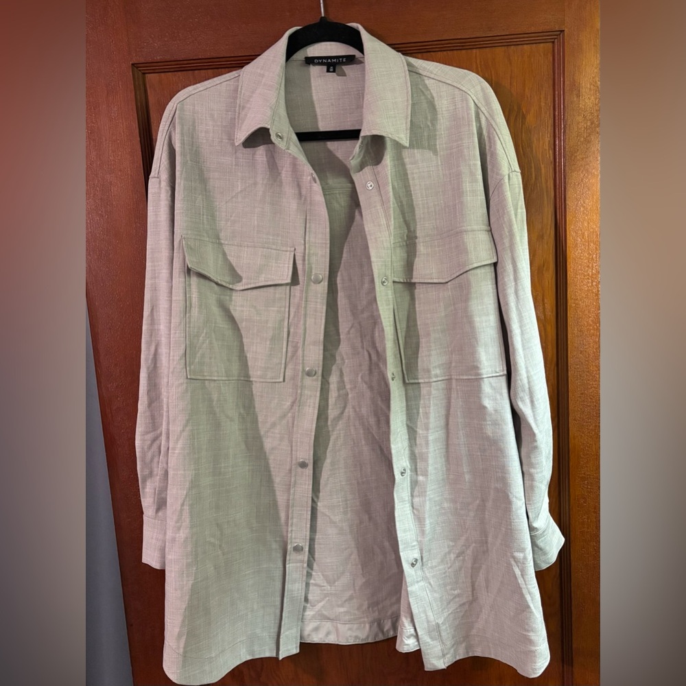 Dynamite Light Gray Button-Up Shirt - Picture 5 of 7